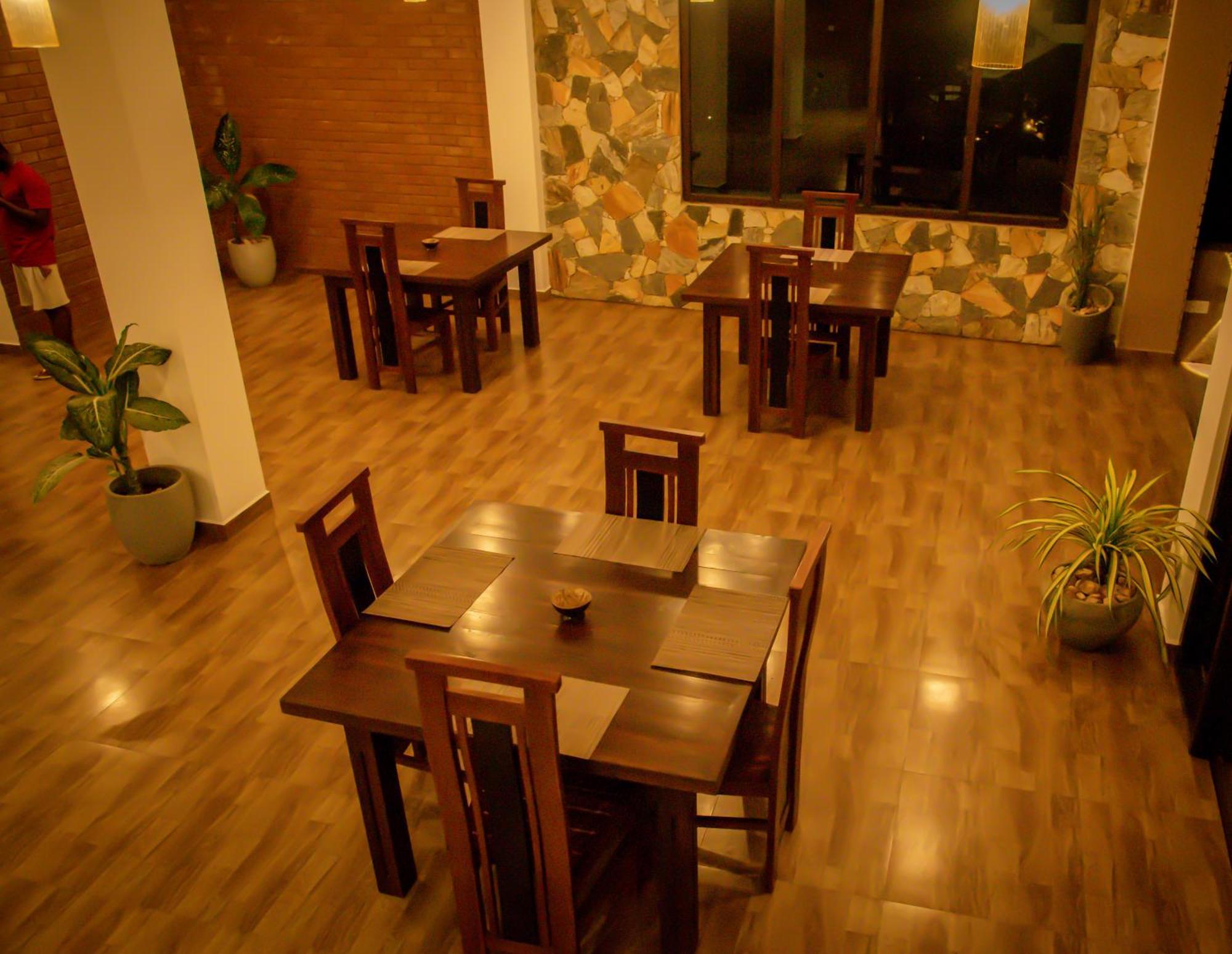 Ever Breeze Ella Hotel 外观 照片